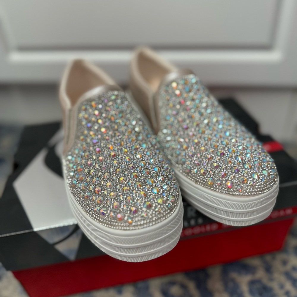 Women’s Skechers Double Up Eye Candy Sneakers